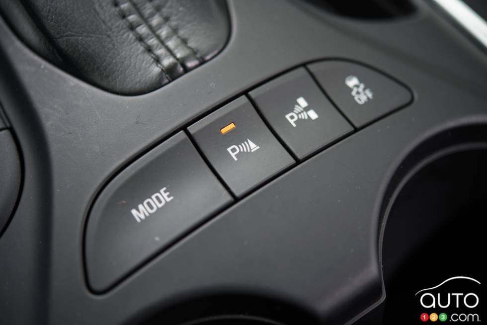 2016 Chevrolet Volt interior details