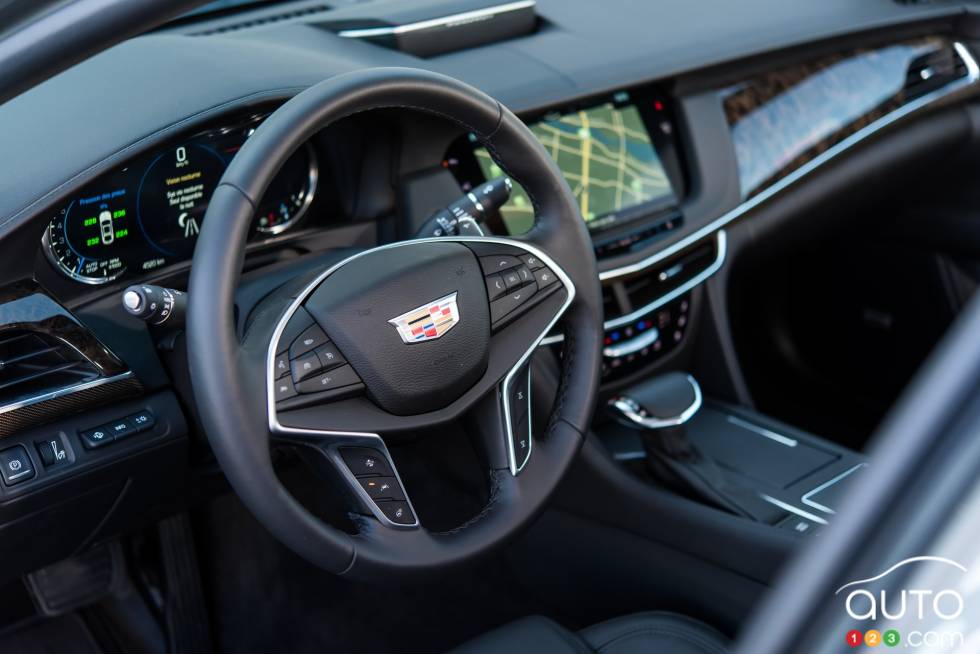 2016 Cadillac CT6 steering wheel