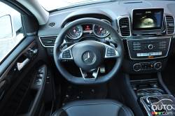 2016 Mercedes-Benz GLE 350 d Coupe steering wheel