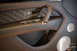 Panneau de porte de la Bentley Bentayga 2017
