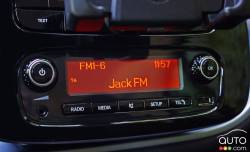 Commande pour système audio de la Smart ForTwo Coupe Passion 2016