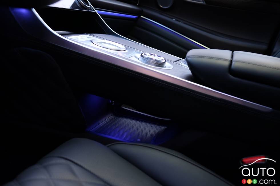 We drive the 2021 Genesis GV80