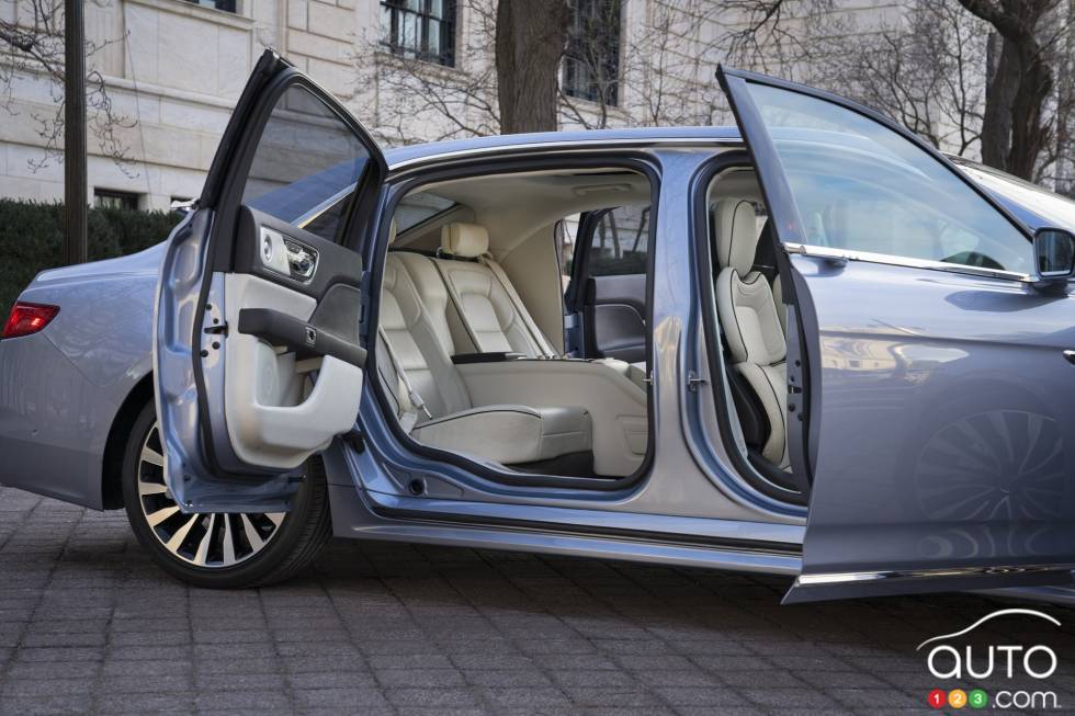 Voici la Lincoln Continental Coach Door Edition 2019