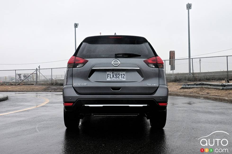 We drive the 2019 Nissan Rogue