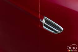Détail extérieur de la Ford Escape Ecoboost Titanium 2015