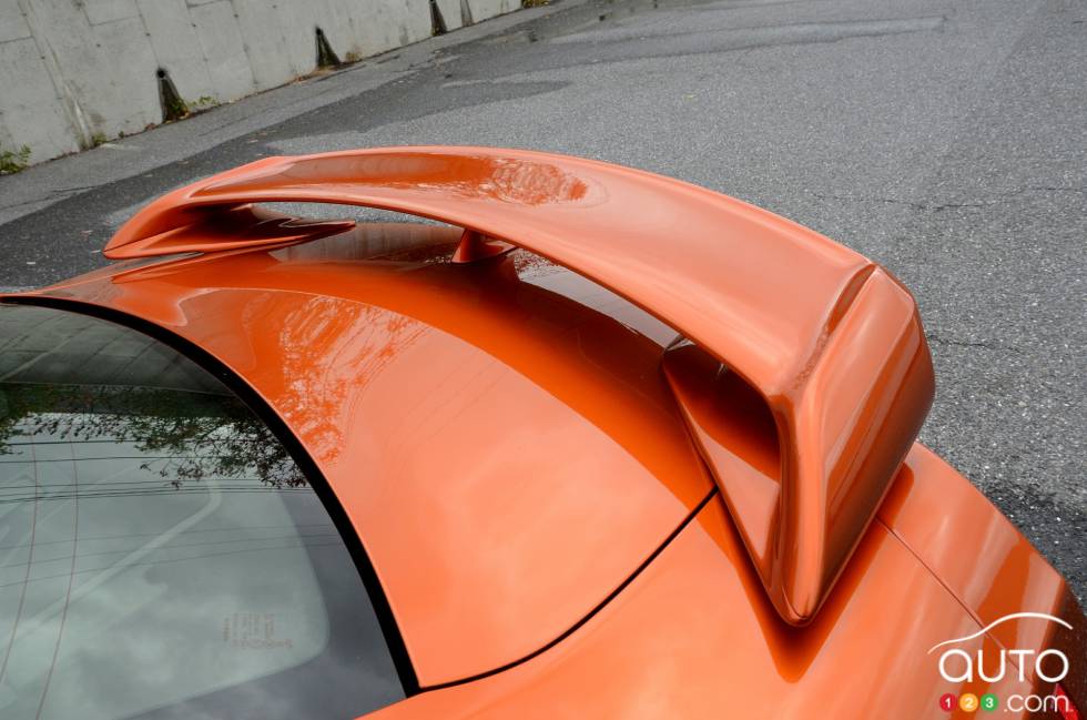 2017 Nissan GT-R rear spoiler