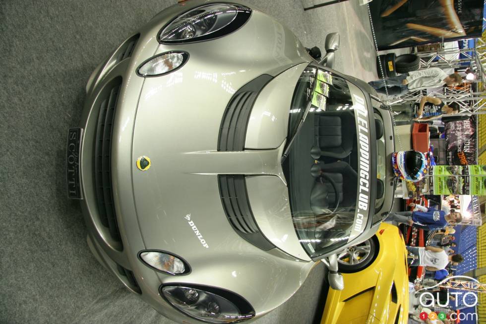 Montreal National Sport Compact 2006