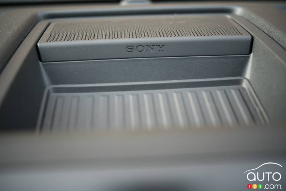 2016 Ford F-150 Lariat FX4 4x4 audio system brand