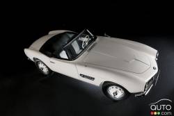 Vue 3/4 avant de la BMW 507 1957