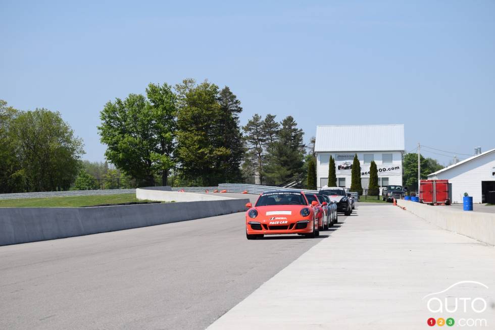2016 Porsche 911 driving experience front view
