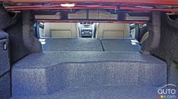 Détail du coffre de la Ford Fusion Hybride 2017