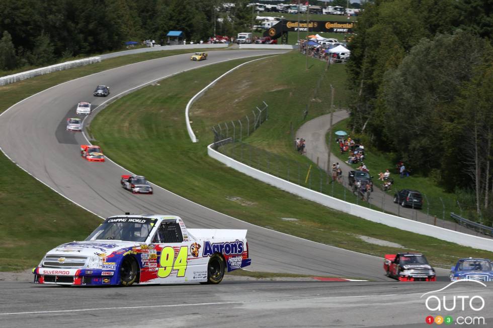 Chase Elliott, Chevrolet Aaron's Dream Machine / Hendrickcars.com en action durant la course