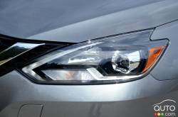 2017 Nissan Sentra SR Turbo headlight