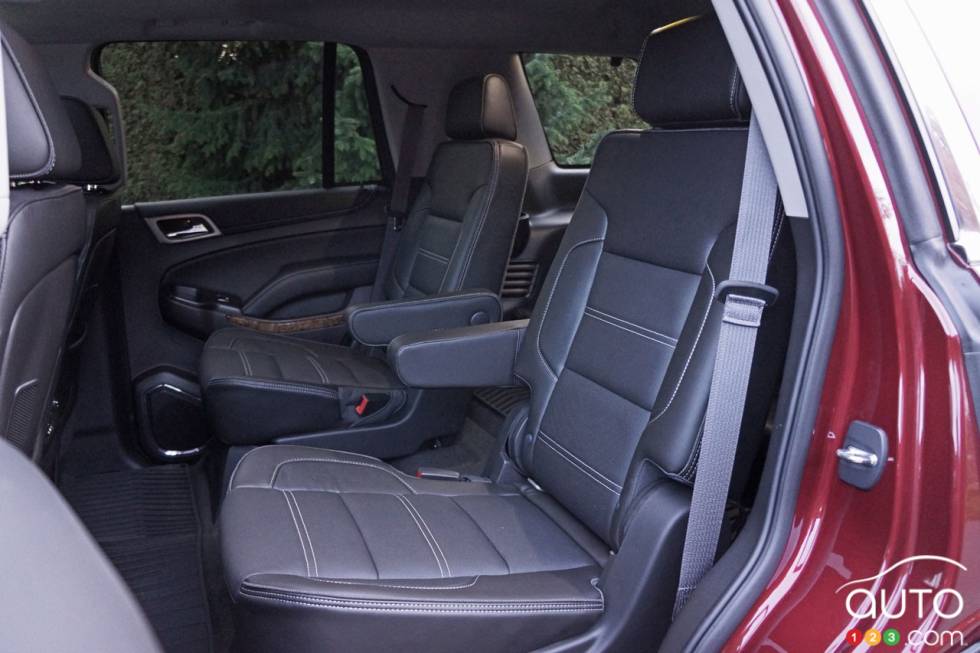 2016 GMC Yukon Denali second row seats