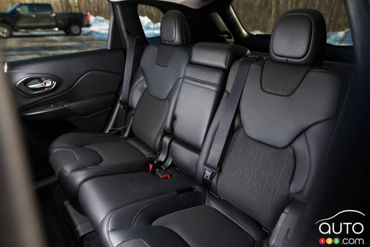 2016 jeep cherokee trailhawk seat covers