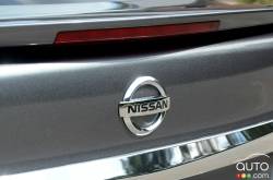 2017 Nissan Sentra SR Turbo manufacturer badge