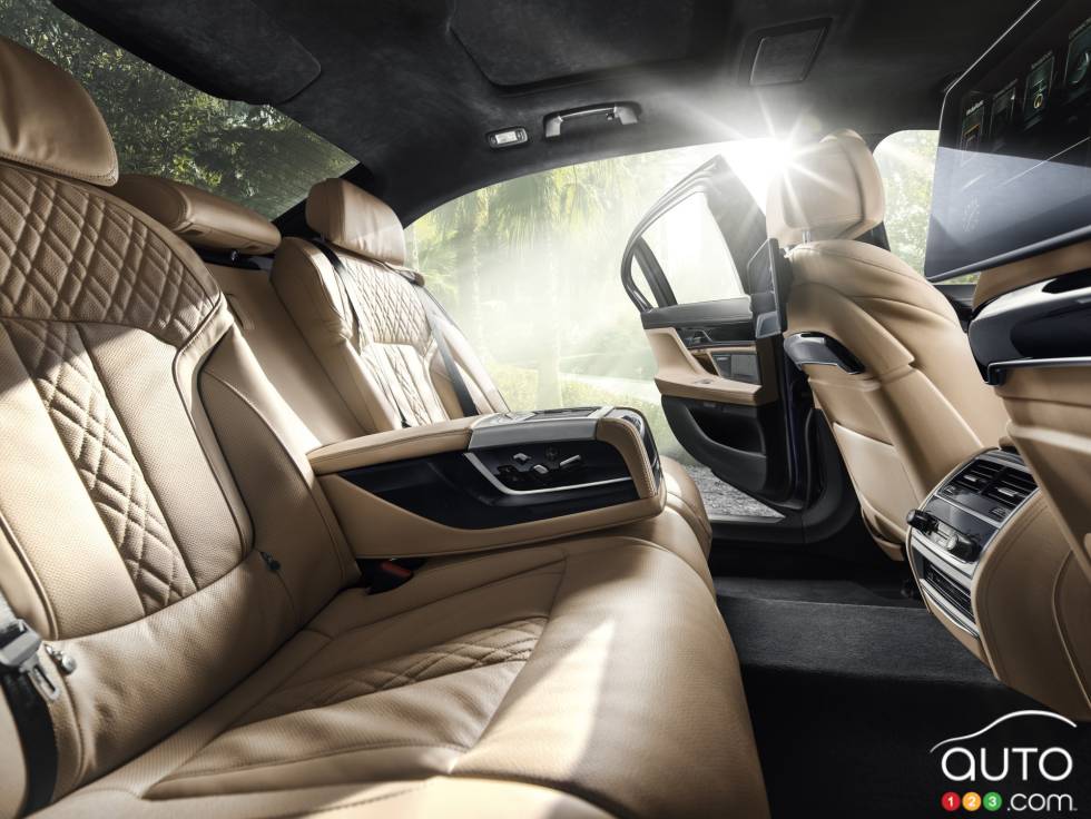 2017 BMW Alpina B7 rear seats