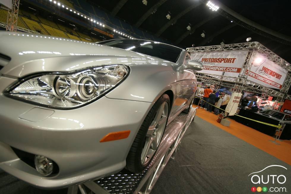Montreal National Sport Compact 2006