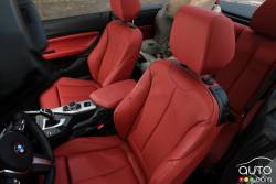 2015 BMW 228i xDrive Cabriolet front seats
