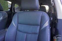 2016 Nissan Murano Platinum seat detail