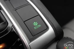 2017 Honda Civic Coupe driving mode controls