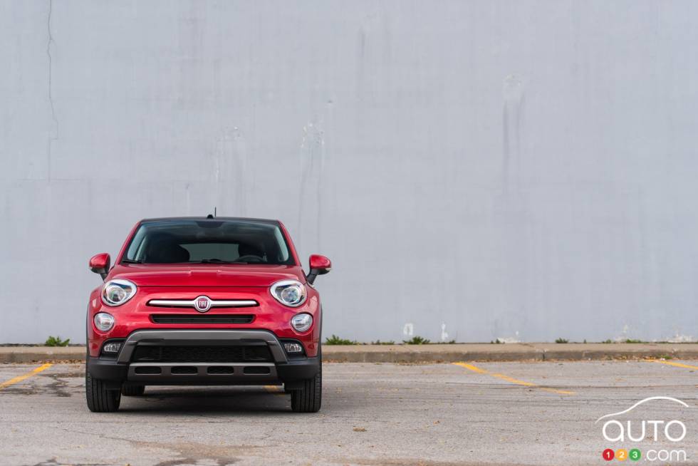 2016 Fiat 500x front view