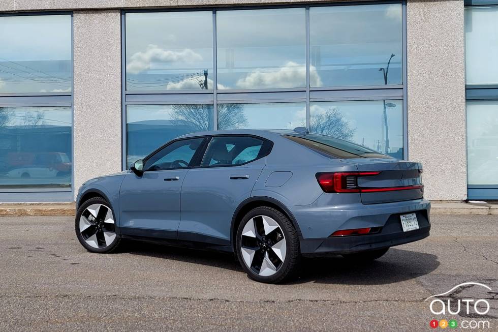 Nous conduisons la Polestar 2 2023