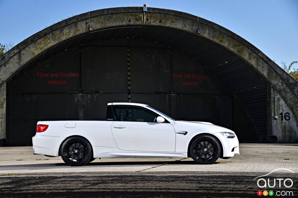 BMW E92 M3 pickup side view