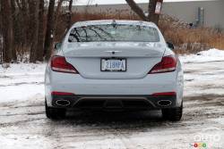 We drive the 2021 Genesis G70