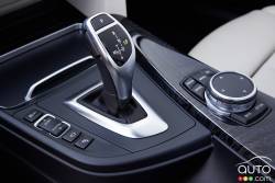 2016 BMW 340i shift knob