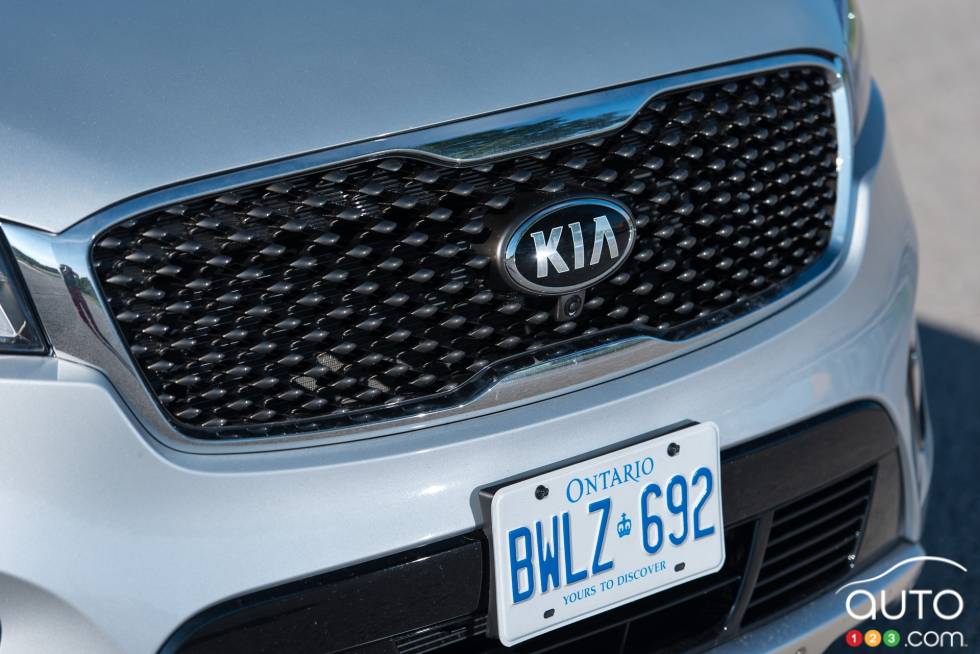 Front heated seats controls