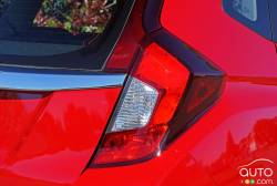 Feux arrière de la Honda Fit EX-L Navi 2016