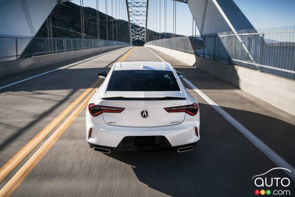 Introducing the 2021 Acura TLX