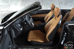 2016 Mercedes-Benz E400 Cabriolet front seats