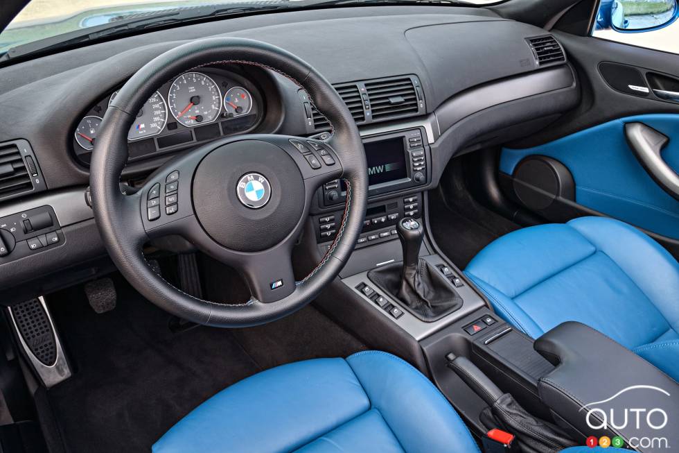Volant de la BMW E46 M3 décapotable