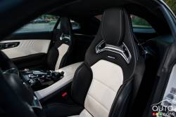2016 Mercedes AMG GT S front seats
