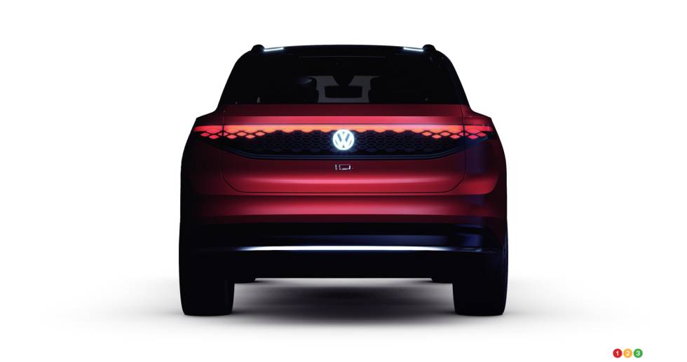 Introducing the Volkswagen ID. ROOMZZ Concept