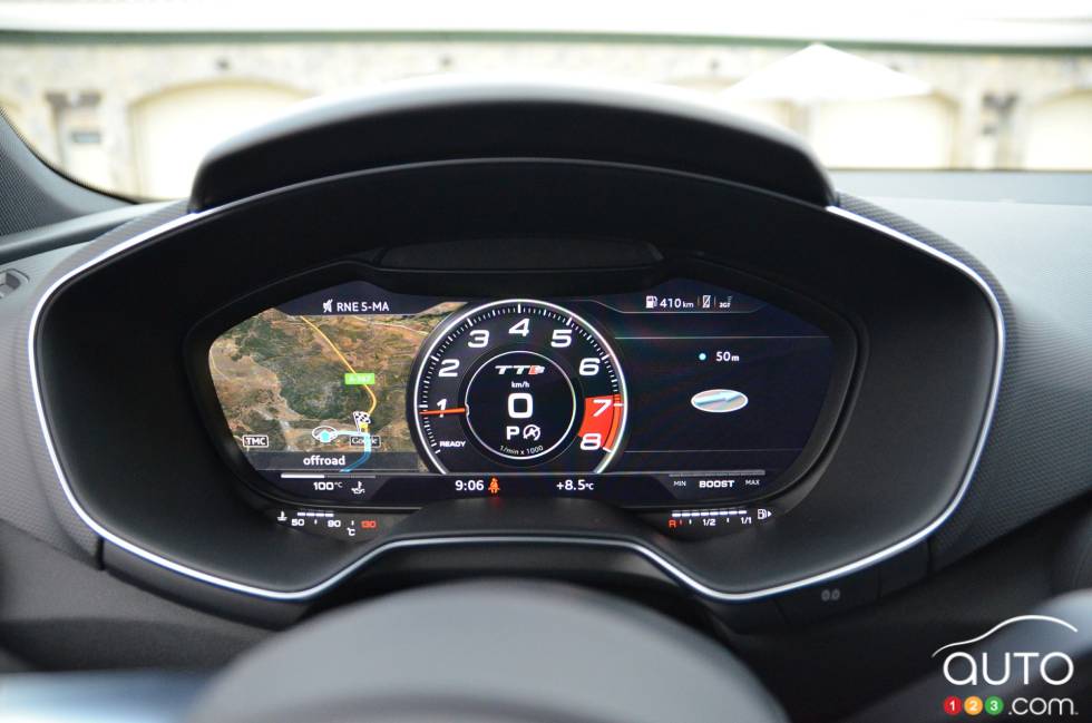 écran du système d'info-divertissement