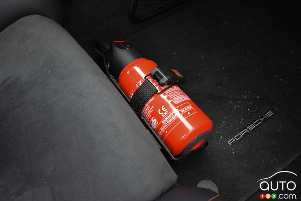 2016 Porsche 911 GT3 RS interior details