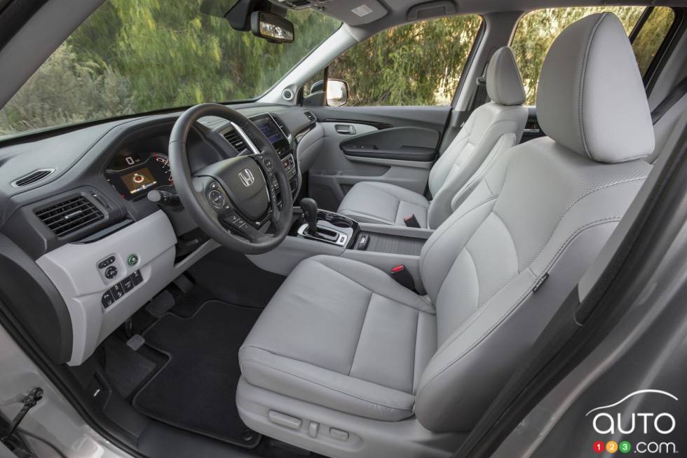 Habitacle du conducteur du Honda Ridgeline 2017