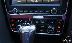 Contrôle du système de climatisation de la Bentley Continental GT Speed Convertible 2016