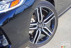 2016 Honda Accord Touring V6 wheel