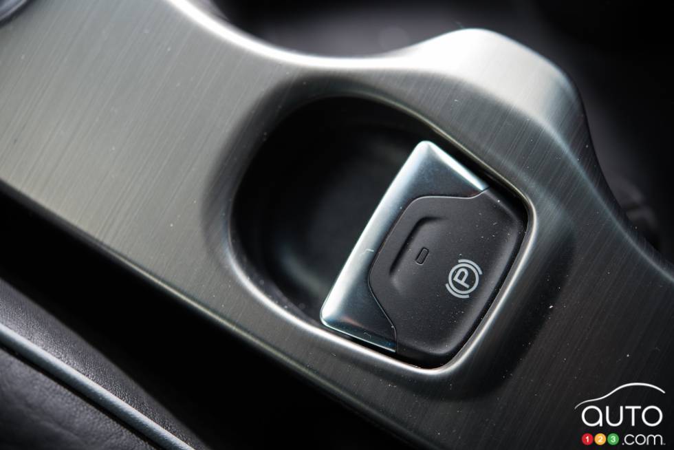 Freins de stationnement électrique de la Fiat 500x 2016