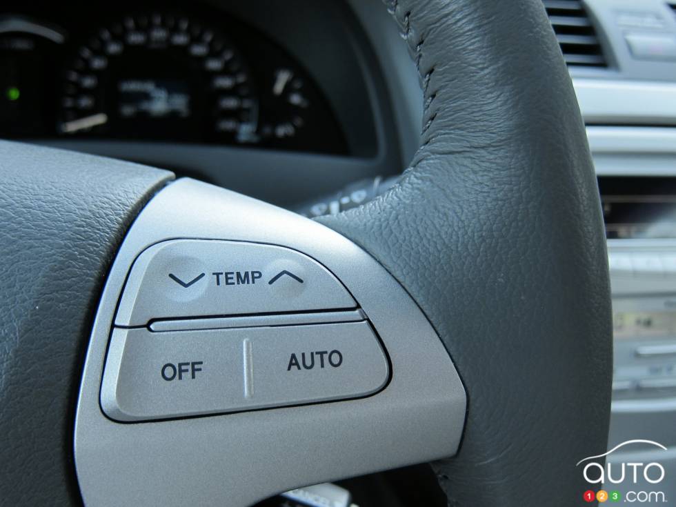 Steering wheel controls