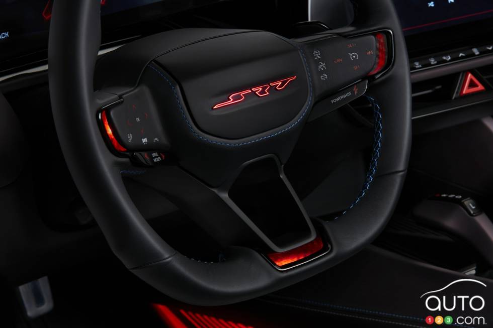 Voici la Dodge Charger Daytona SRT Concept