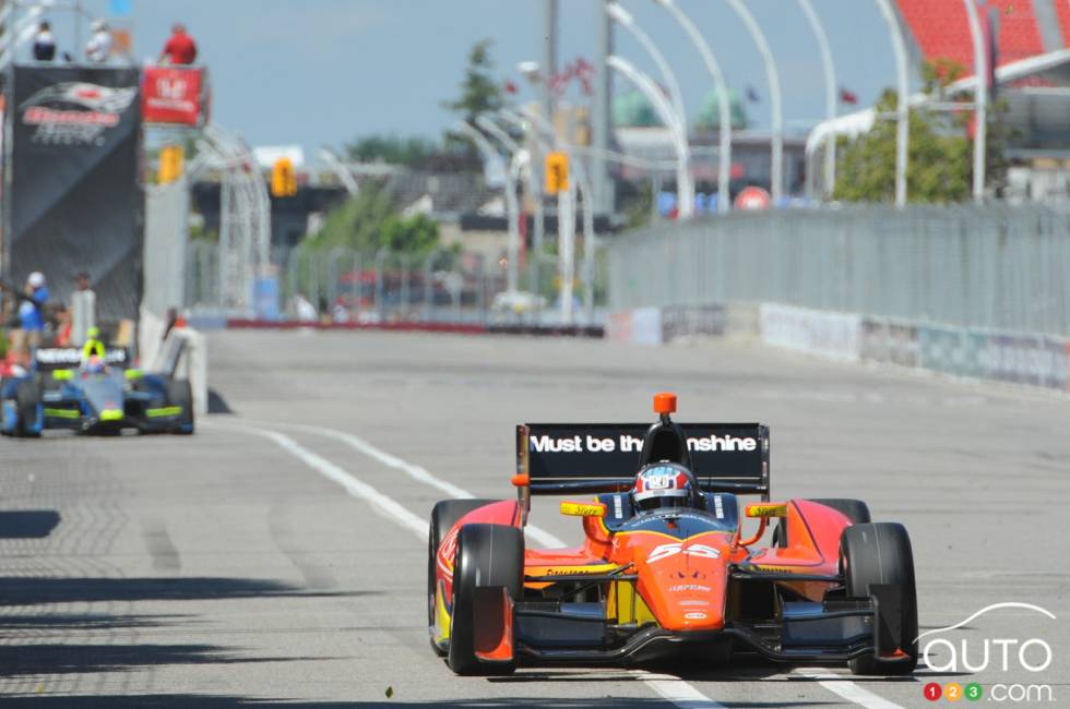 Tristan Vautier, Schmidt Peterson Motorsports à la sortie des puits durant le pratique de vendredi