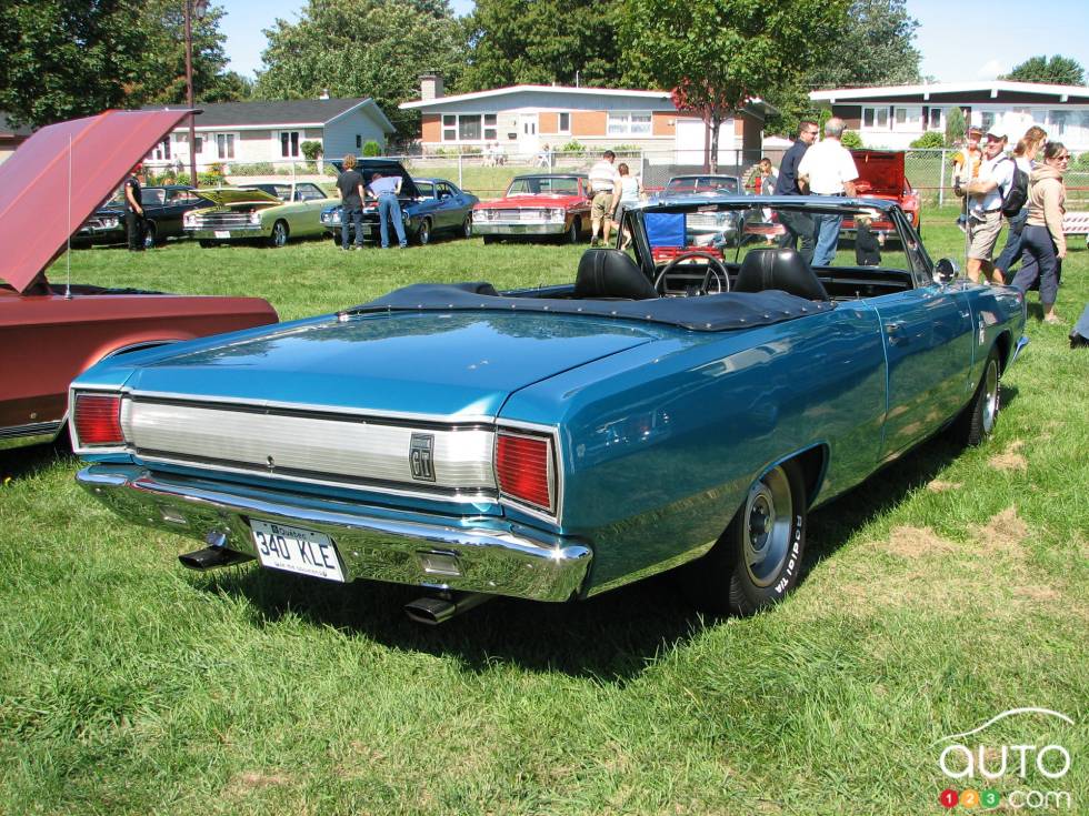 Les Belles Autos d'hier 2006