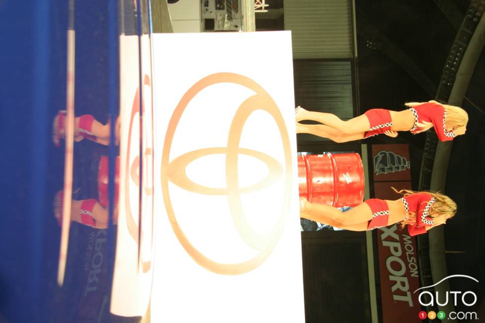 Montreal National Sport Compact 2006