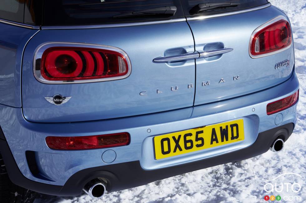 2016 MINI Clubman ALL4 rear valance