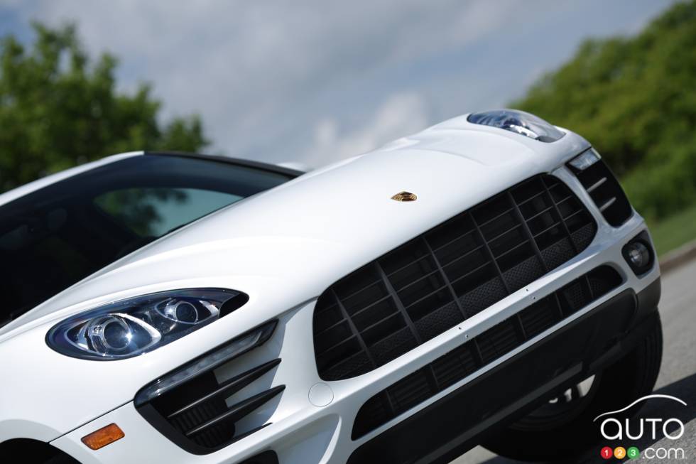 détails de la calandre avant